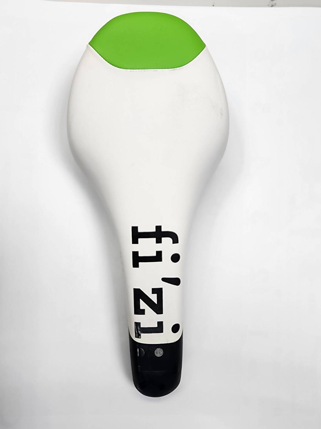 Fizik Tundra 2 Kium Rail Saddle White / Black /Green