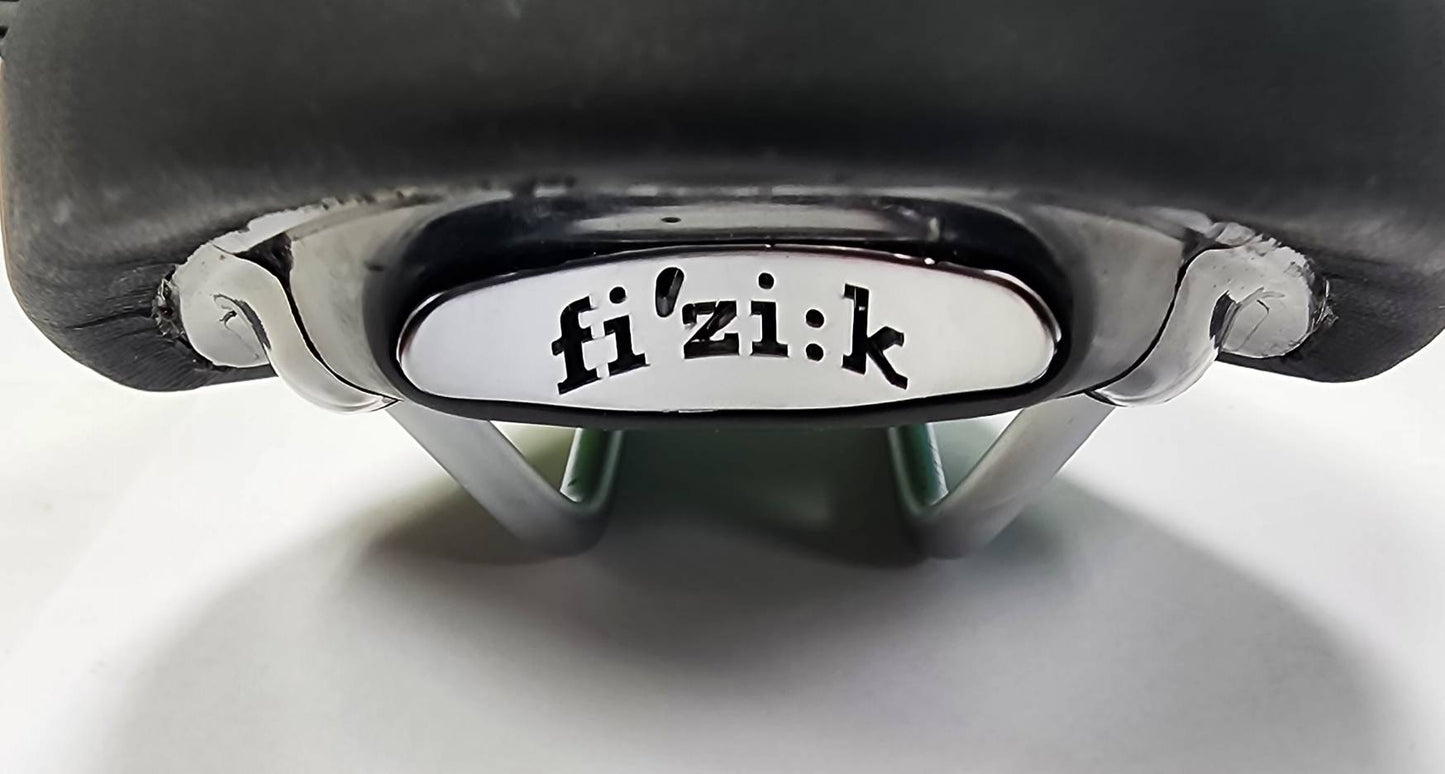 Fizik Arione Tri 2 Saddle Wing Flex Manganese Rail Black/Green