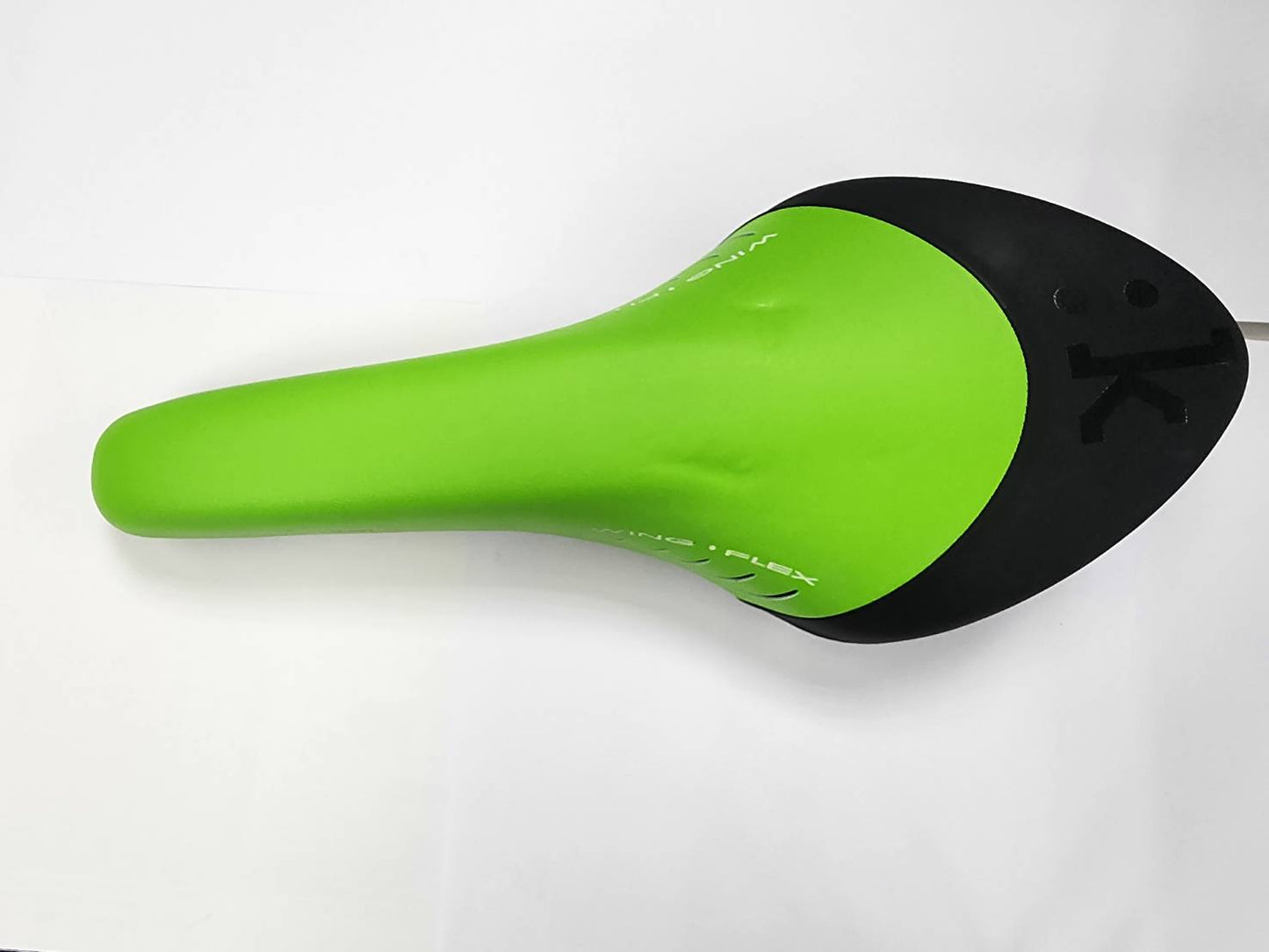 Fizik Arione Tri 2 Saddle Wing Flex Manganese Rail Black/Green